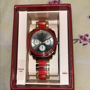 New in box! Women’s Merona watch with removable links